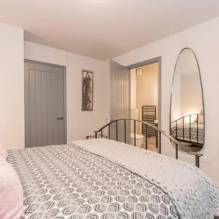 Flat 1, 161 Crescent Road Luxury Apartment Oxford Buitenkant foto
