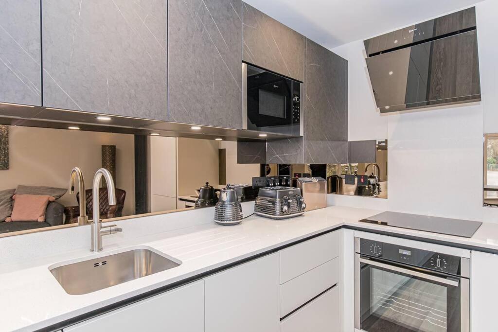 Flat 1, 161 Crescent Road Luxury